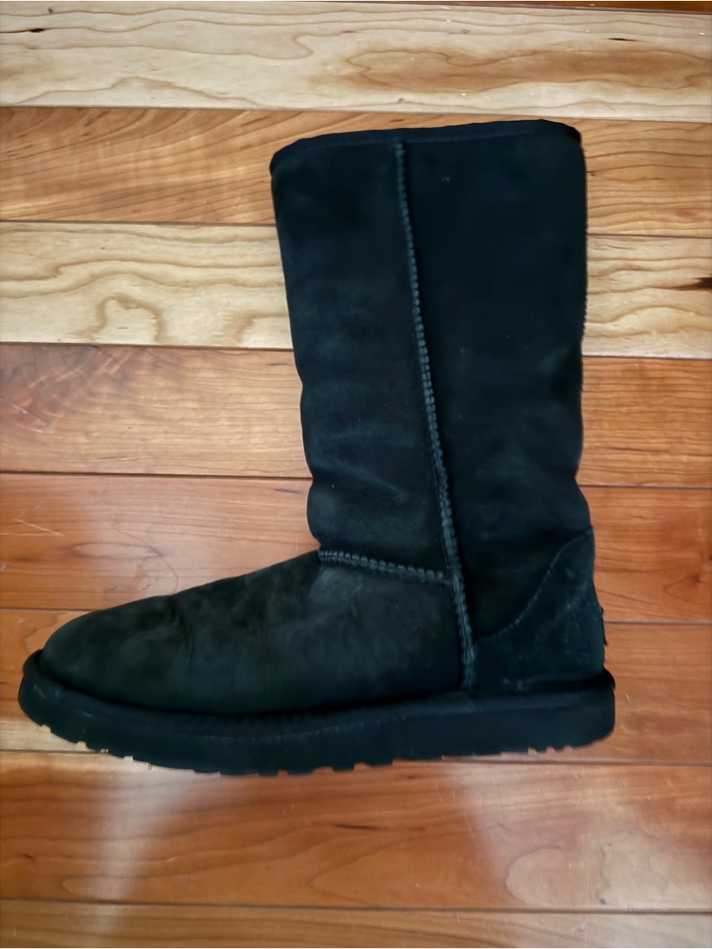 UGG Classic Tall Suede Boots, women’s size 8, black - Picture 2 of 8